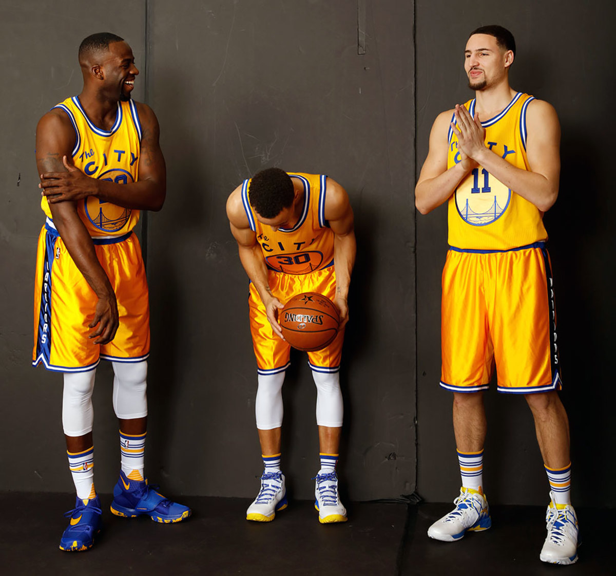 Draymond-Green-Steph-Curry-Klay-Thompson-SI207_TK1_0007.jpg