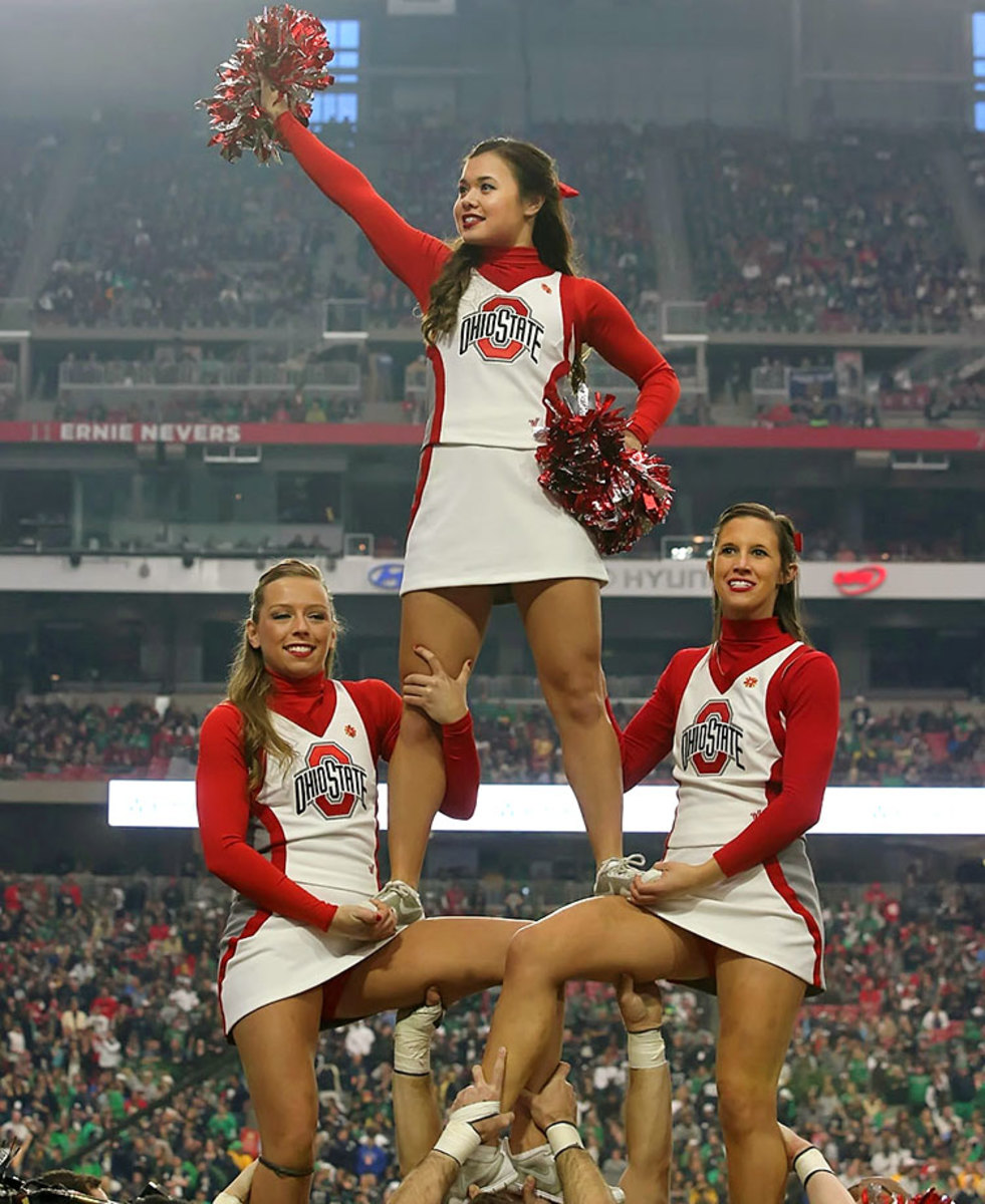 Ohio_State-cheerleaders-Fiesta_Bowl-ZYP_6028.jpg
