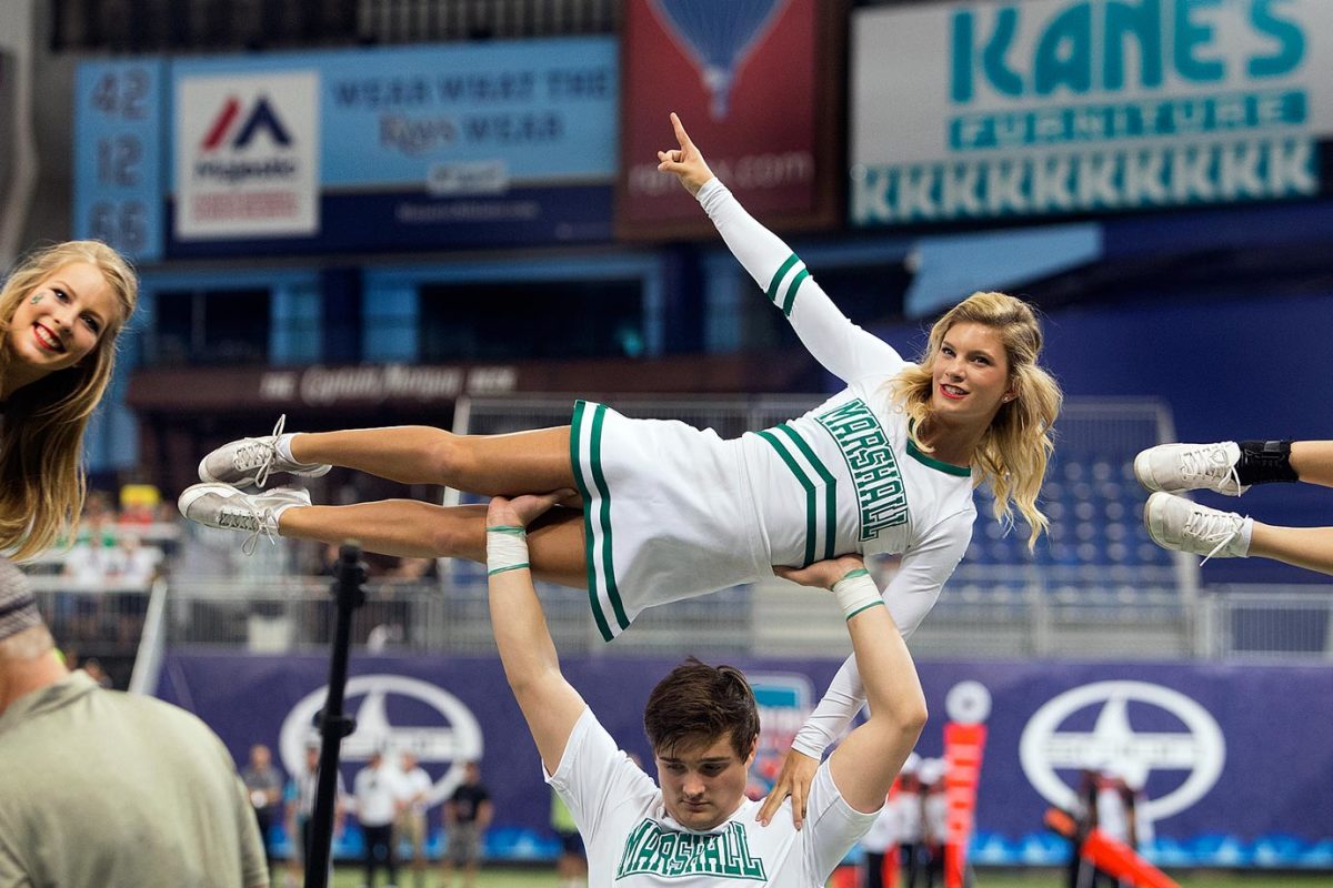 Marshall-Thundering-Herd-cheerleaders-AXA20151226312_Marshall_v_UConn.jpg