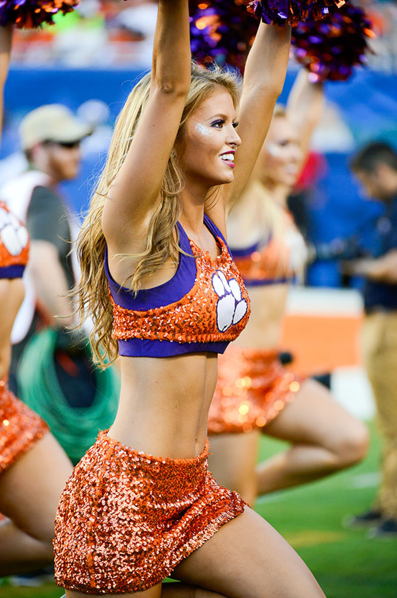 Clemson-Tigers-cheerleaders-796151231027_Oklahoma_v_Clemson.jpg