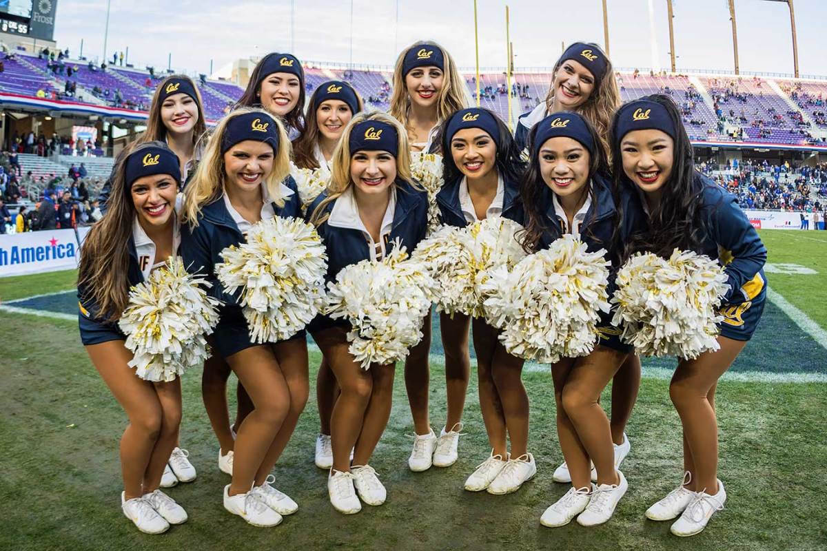 California-Golden-Bears-cheerleaders-1691512291715_cal_vs_airforce.jpg