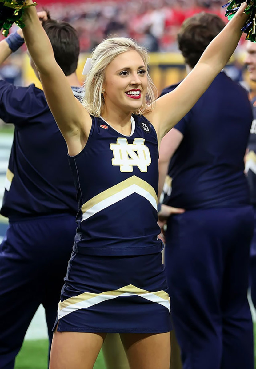 Notre_Dame-cheerleaders-Fiesta_Bowl-ZYP_6320.jpg