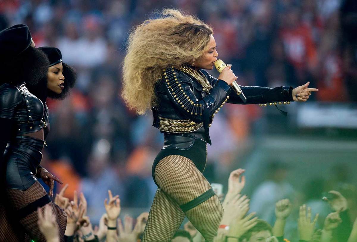 Super Bowl 50 halftime show121_TK1_03297.jpg