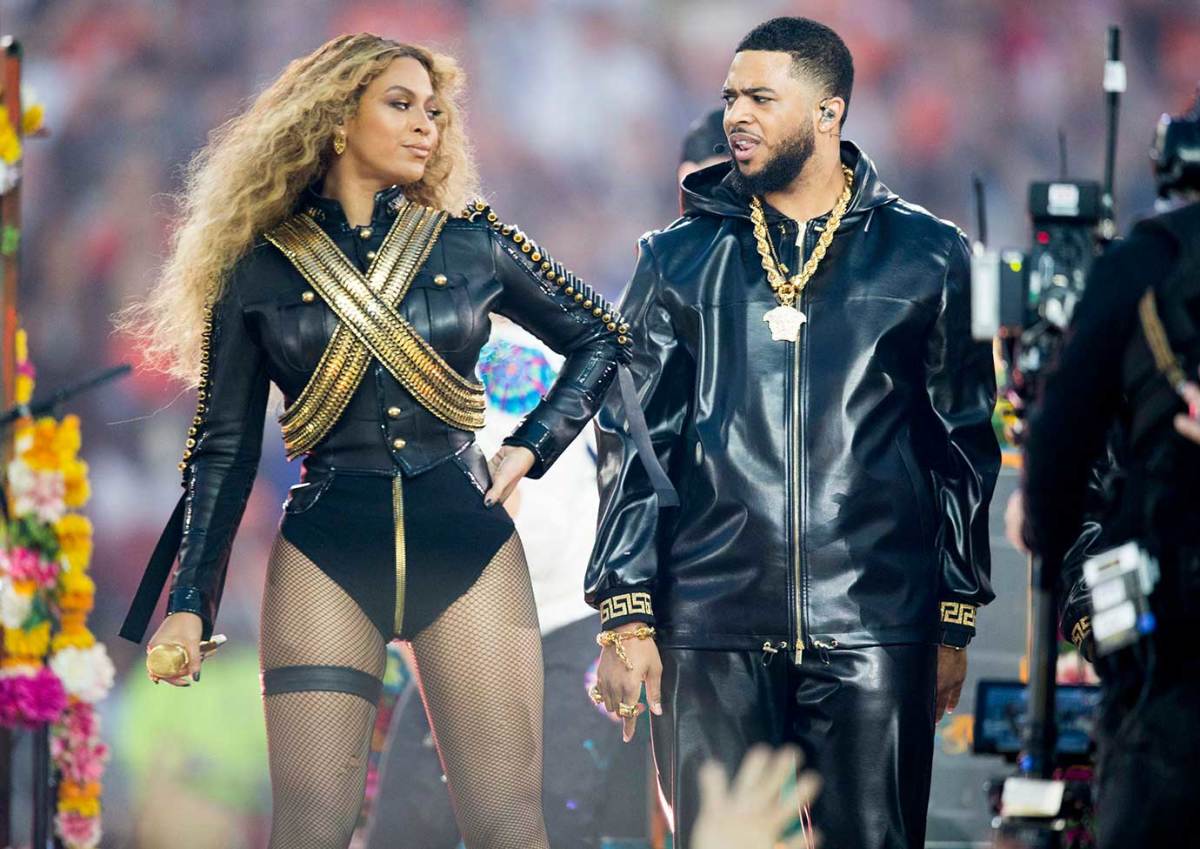 Super Bowl 50 Halftime Show - Sports Illustrated