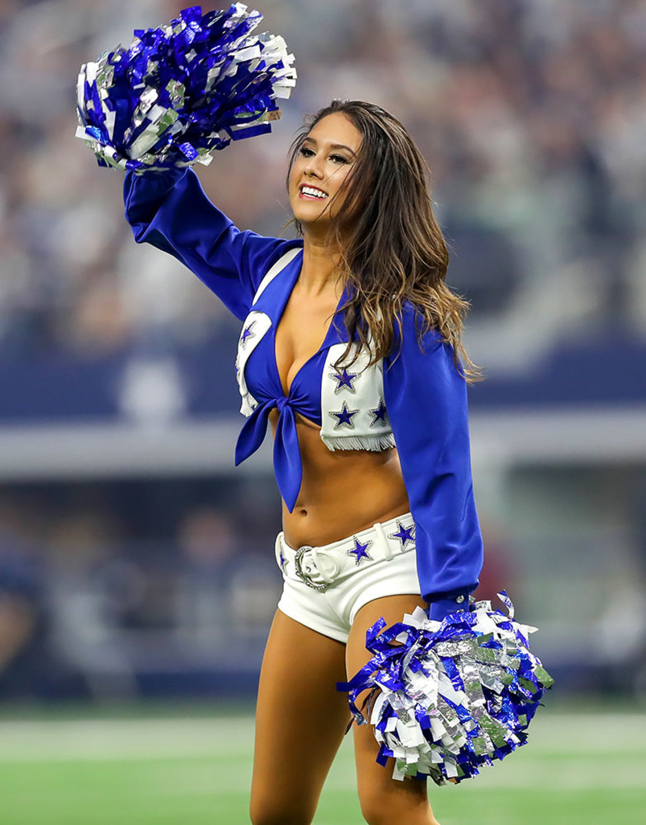 Dallas-Cowboys-cheerleaders-GettyImages-625849976_master.jpg