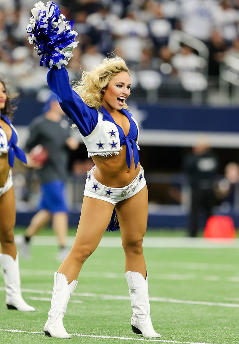 Dallas-Cowboys-cheerleaders-GettyImages-625826494_master.jpg