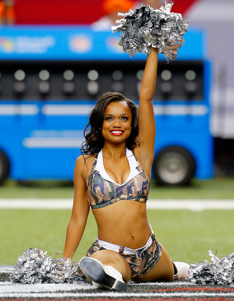 Atlanta-Falcons-cheerleaders-GettyImages-626201870_master.jpg