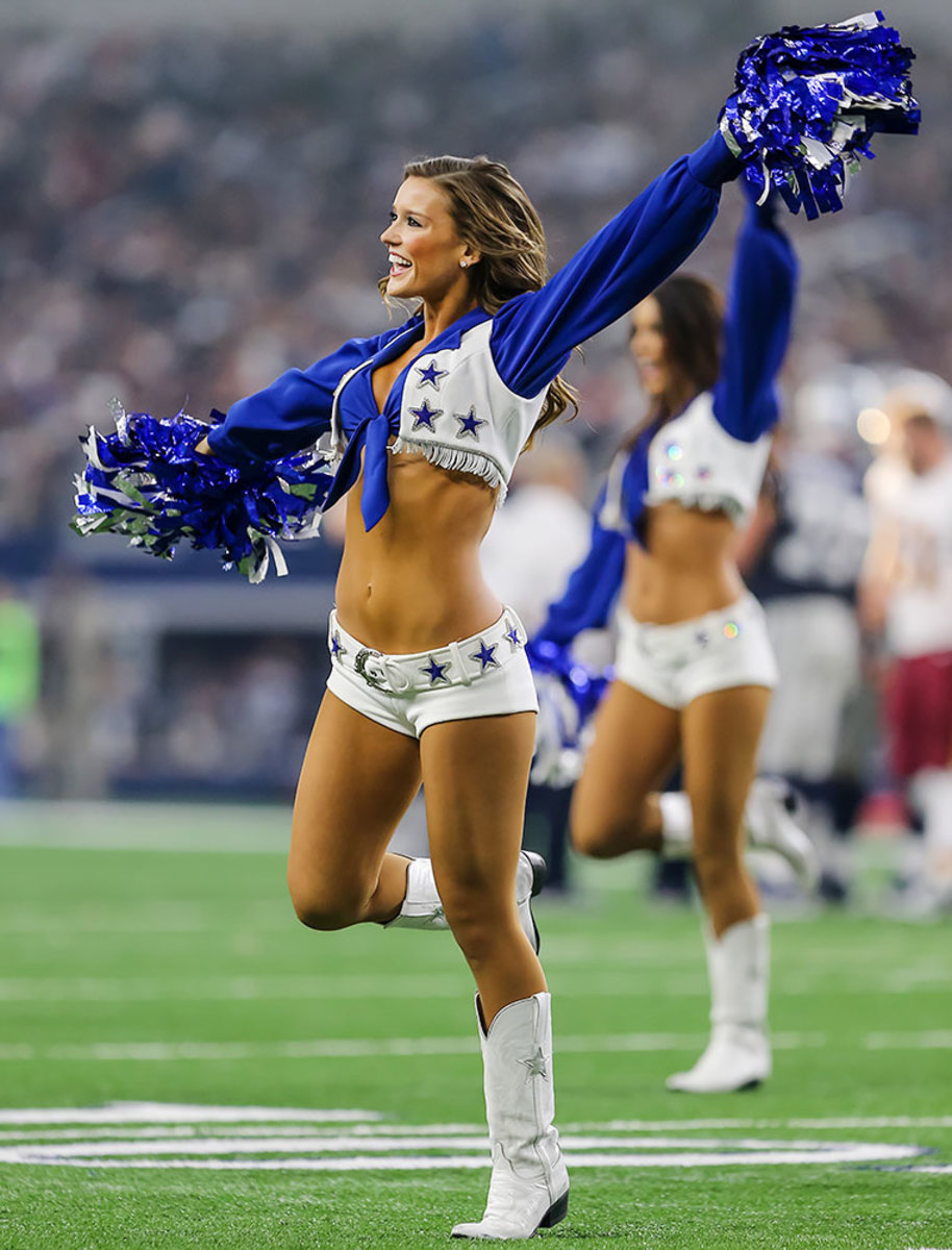 Dallas-Cowboys-cheerleaders-GettyImages-625826714_master.jpg