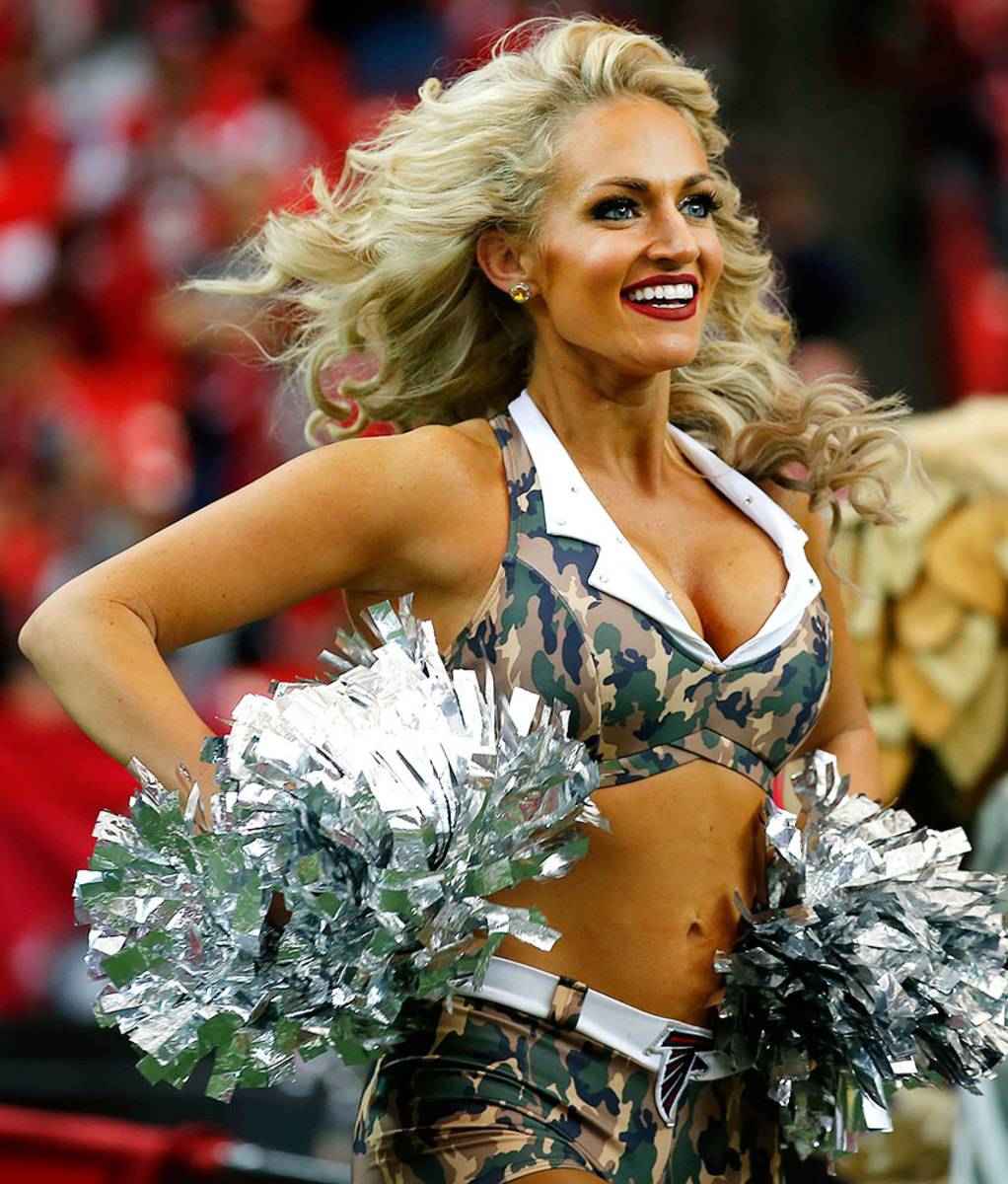 Atlanta-Falcons-cheerleaders-GettyImages-626201930_master.jpg