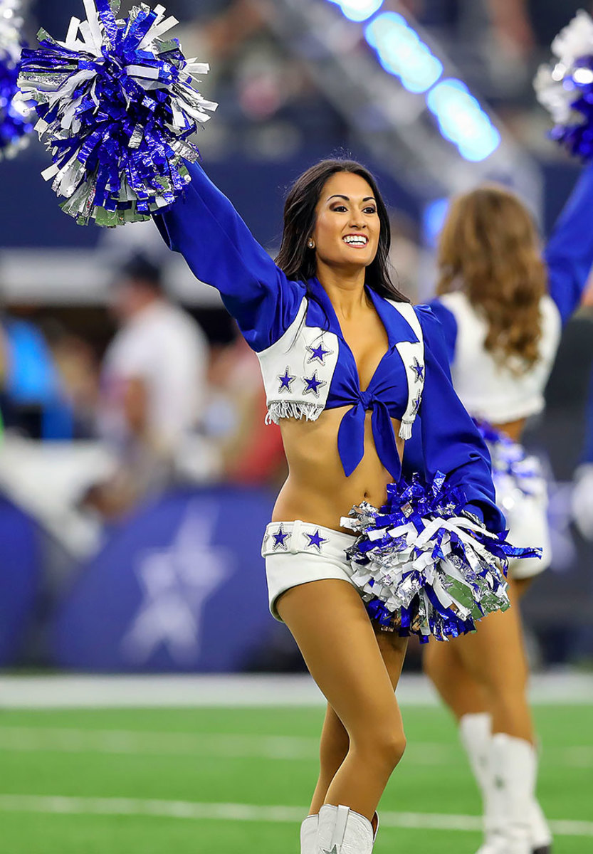 Dallas-Cowboys-cheerleaders-GettyImages-625641420_master.jpg