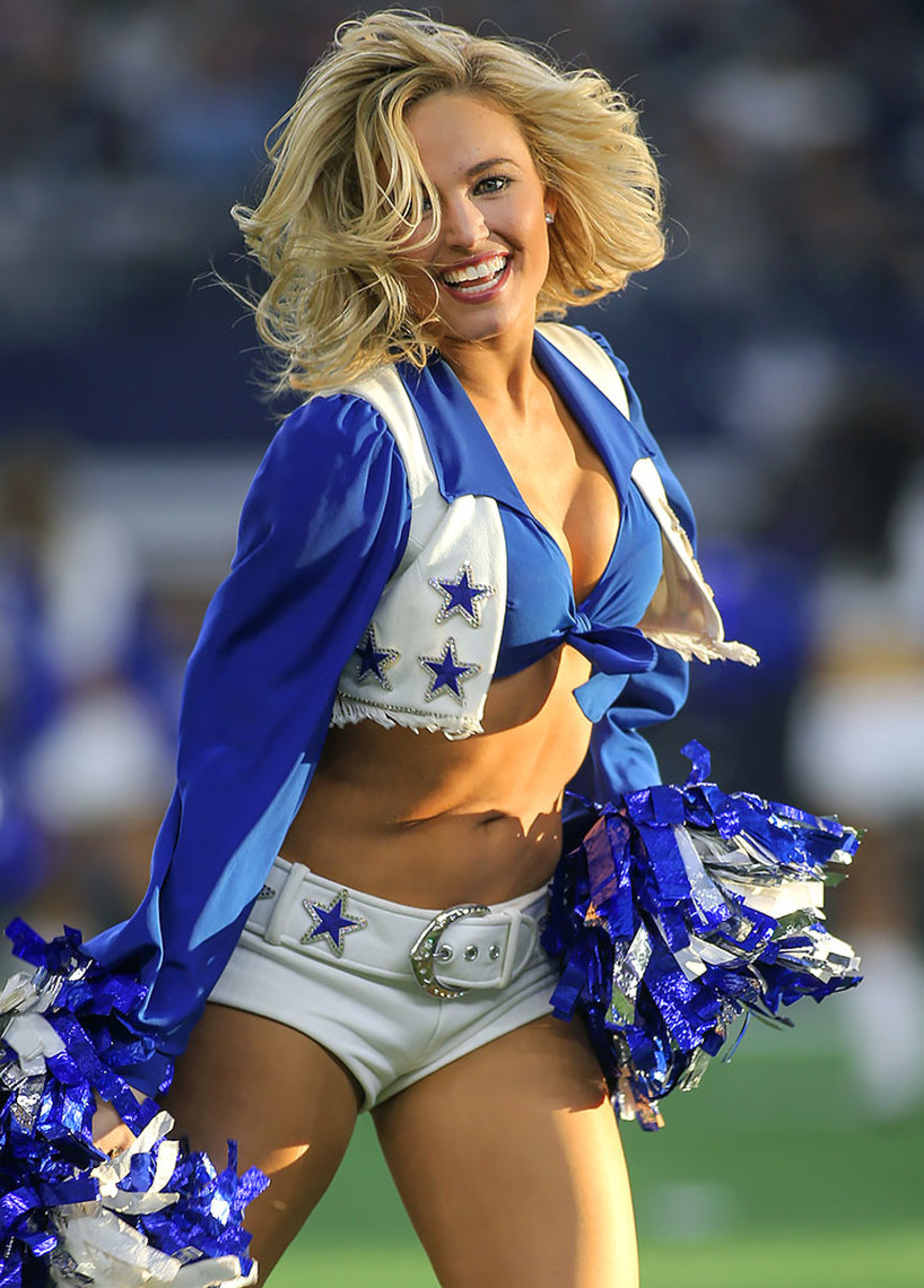 Dallas-Cowboys-cheerleaders-GettyImages-625804704_master.jpg