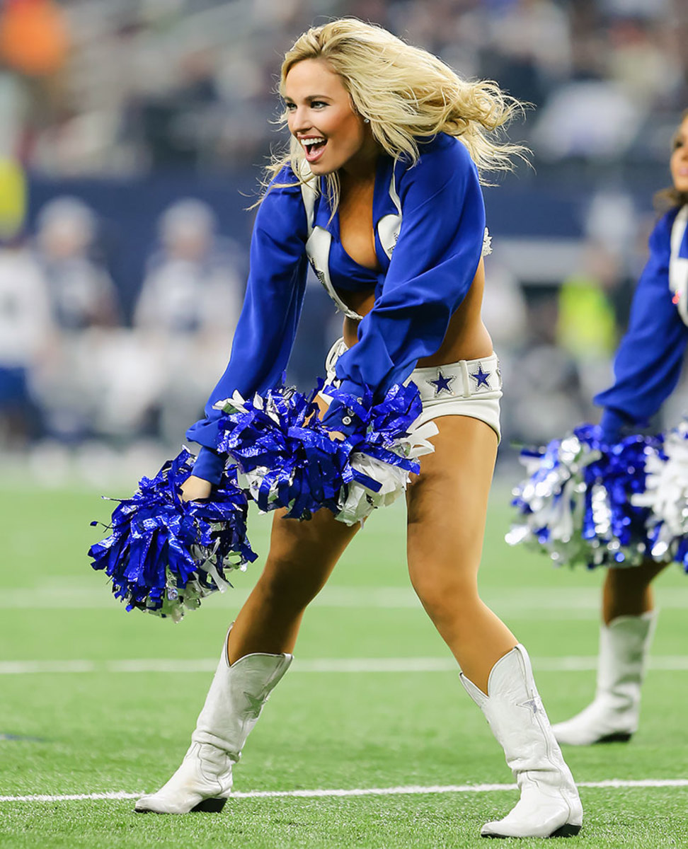 Dallas-Cowboys-cheerleaders-GettyImages-625826446_master.jpg
