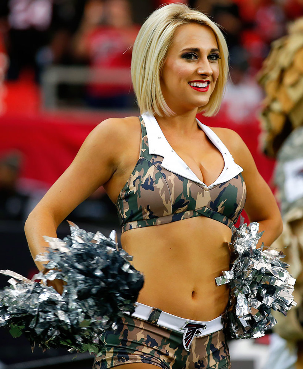 Atlanta-Falcons-cheerleaders-GettyImages-626201914_master.jpg