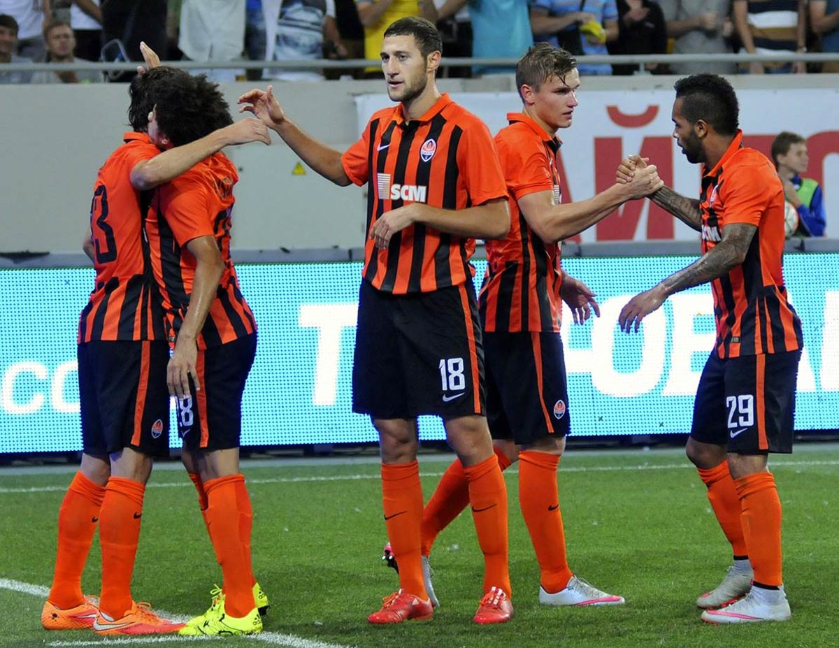 2015-Shakhtar-Donetsk.jpg