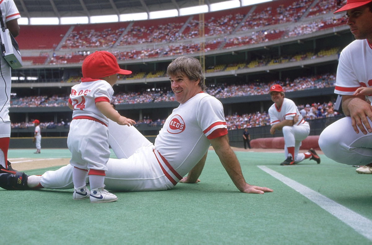 1985-0802-Pete-Rose-son-Tyler-001297047.jpg