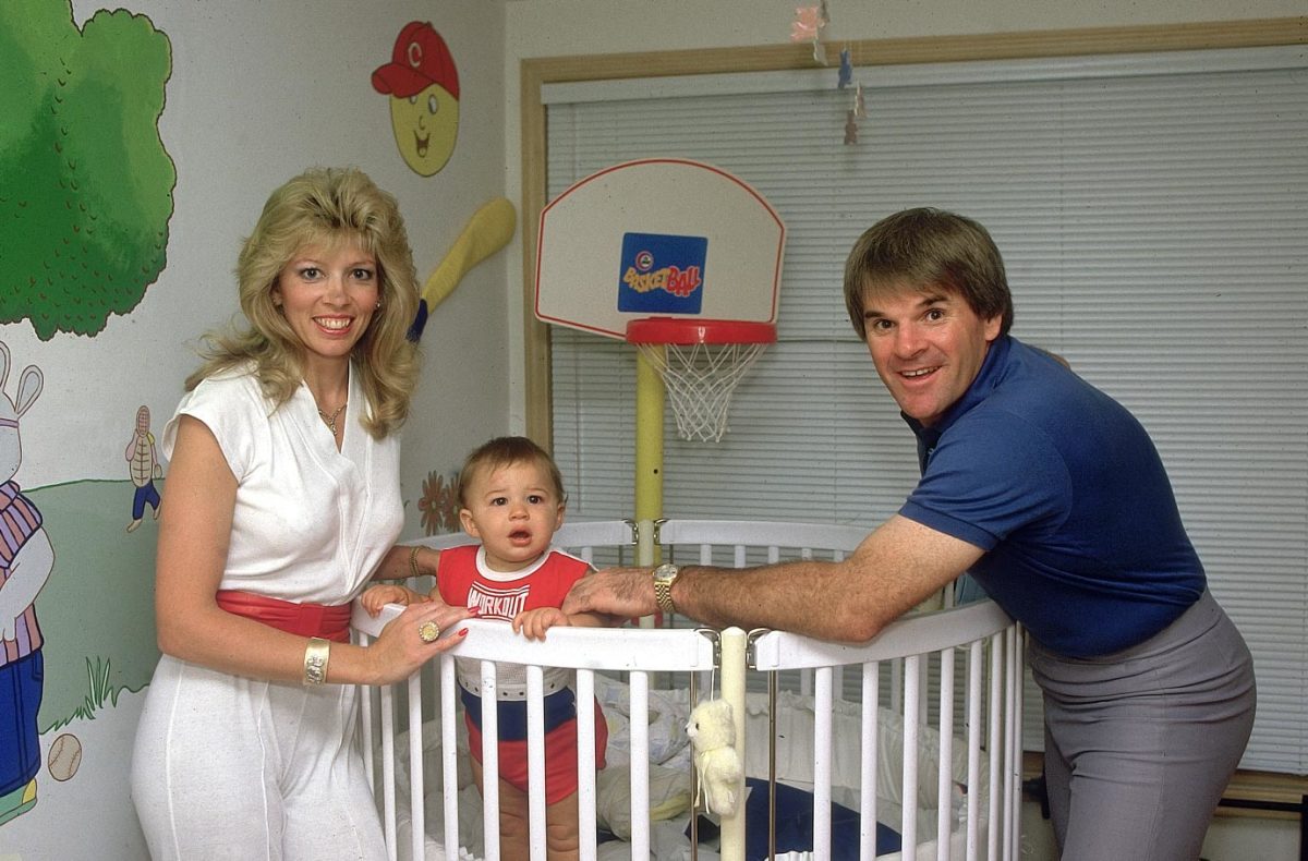1985-0802-Pete-Rose-wife-Carol-son-Tyler-001297050.jpg