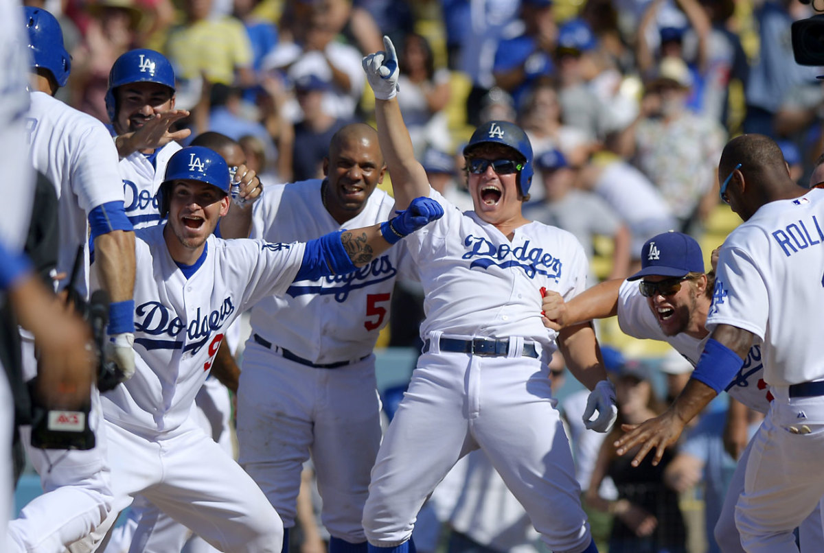 Dodgers-celebration-for-ethier.jpg