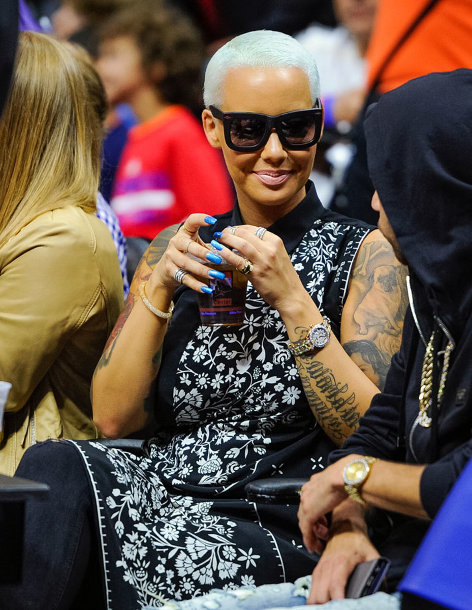 2015-0407-Amber-Rose_0.jpg