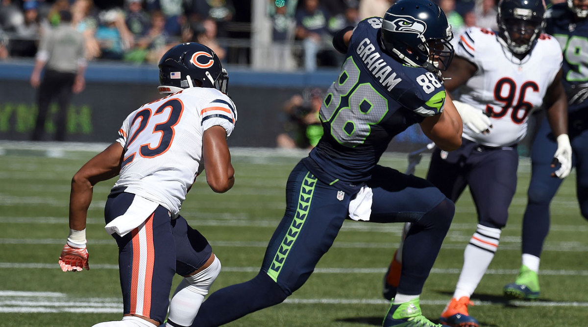 Jimmy Graham had as many receptions in Week 3 (seven) as he did in Weeks 1 and 2 combined. (Steve Dykes/Getty Images)