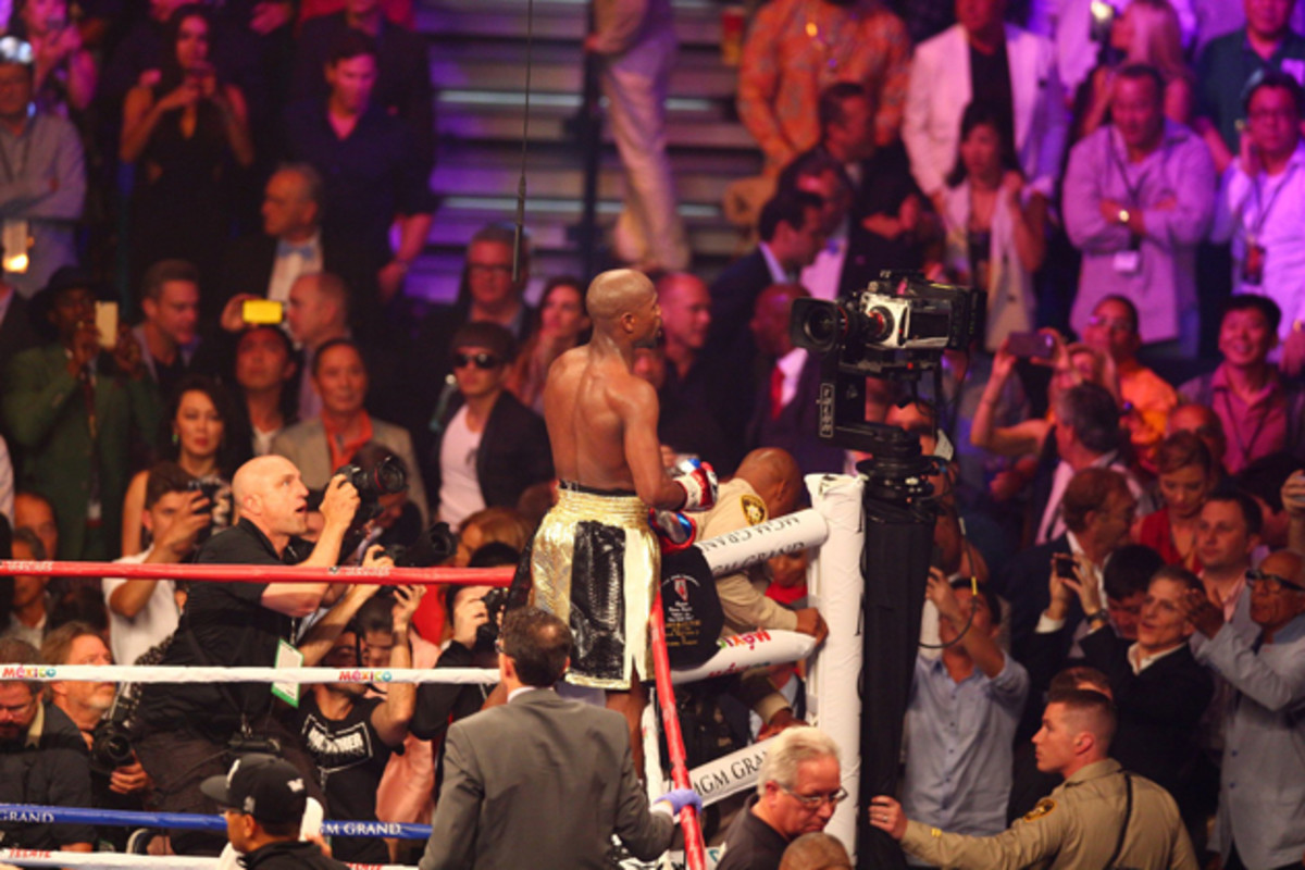 floyd-mayweather-defeats-manny-pacquiao.jpg
