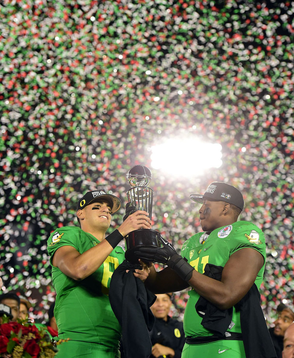 Oregon-Florida-State-Marcus-Mariota-Tony-Washington-X159102_TK1_4277.jpg