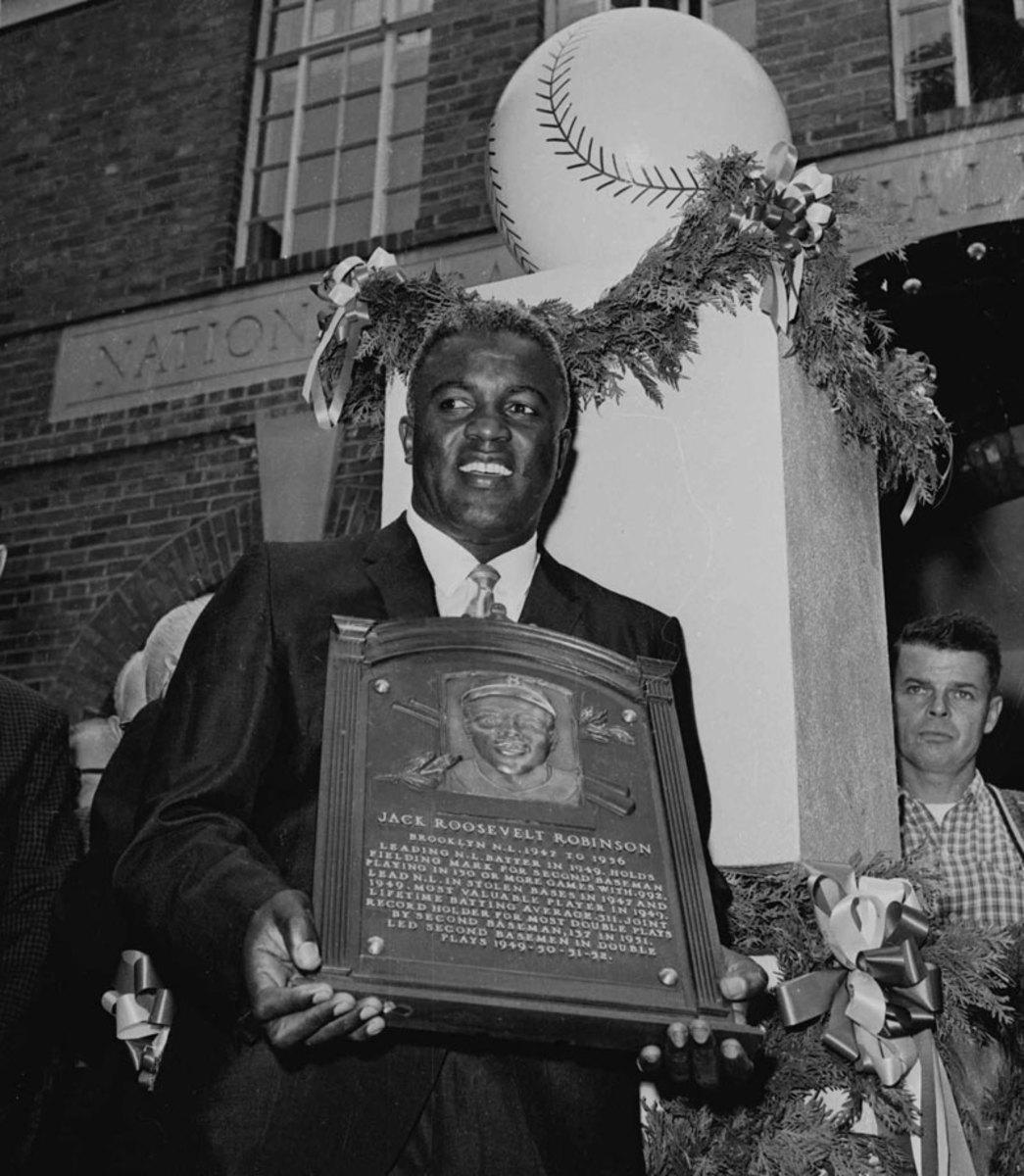 1962-Jackie-Robinson-Hall-of-Fame.jpg