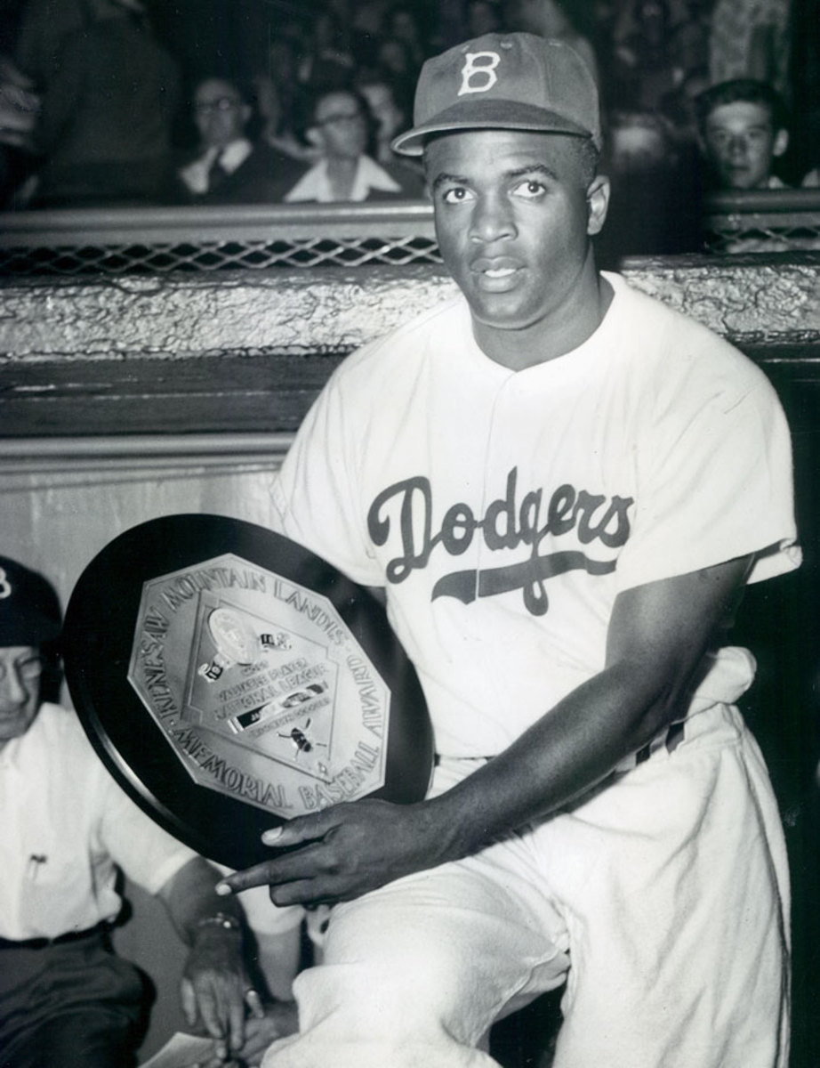 1947 Brooklyn Dodgers Team Signed Photograph-Jackie Robinson Rookie