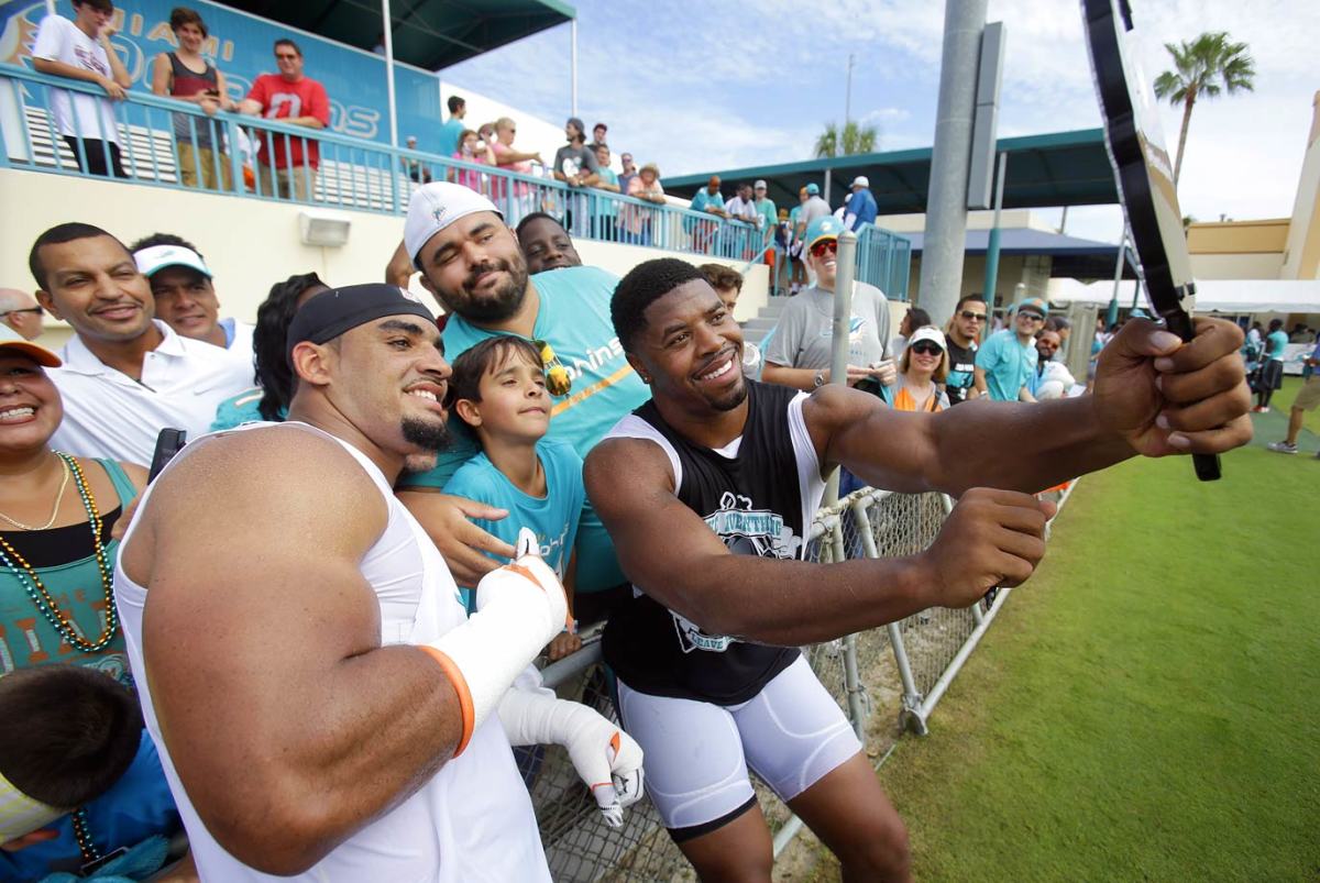 Miami-Dolphins-Olivier-Vernon-Cameron-Wake.jpg