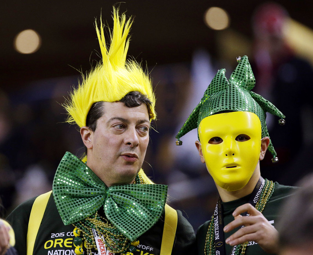Oregon-fans-0b04a82f226a462e8e247436843388e9-0.jpg