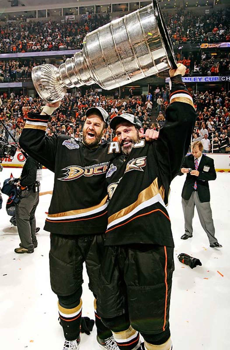 Rob and Scott Niedermayer