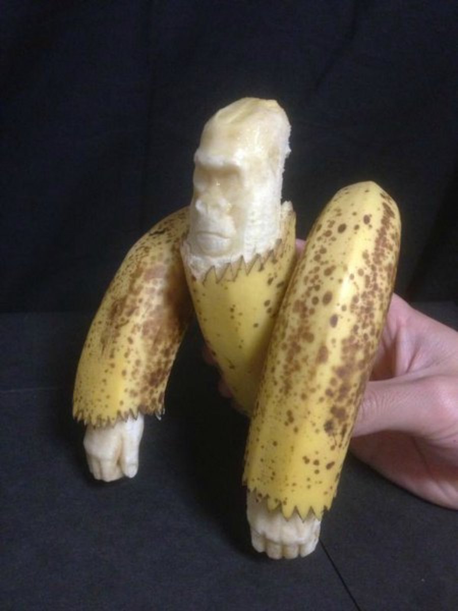 banana-sculpture-gorilla.jpg