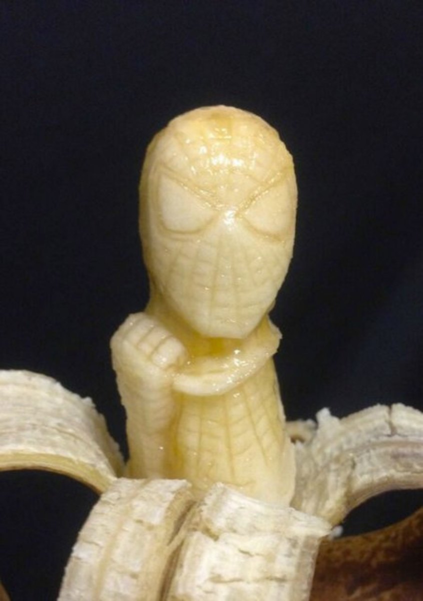 banana-sculpture-spiderman.jpg