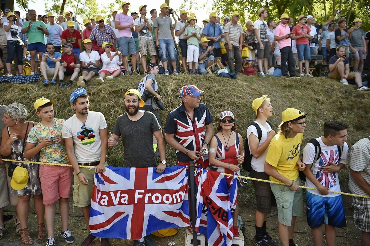 tour-de-france-fans-479748712_master.jpg