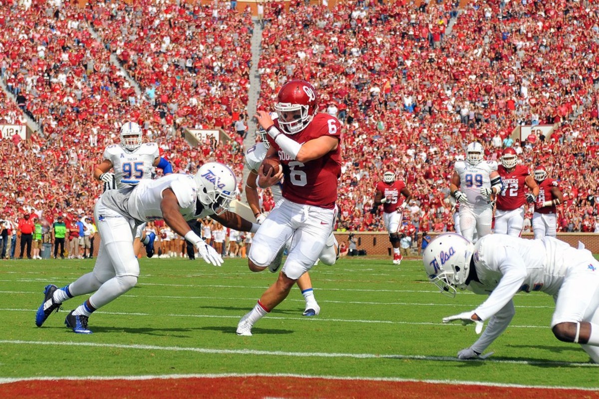 Oklahoma&#039;s offensive makeover reinforces the need to adapt in college