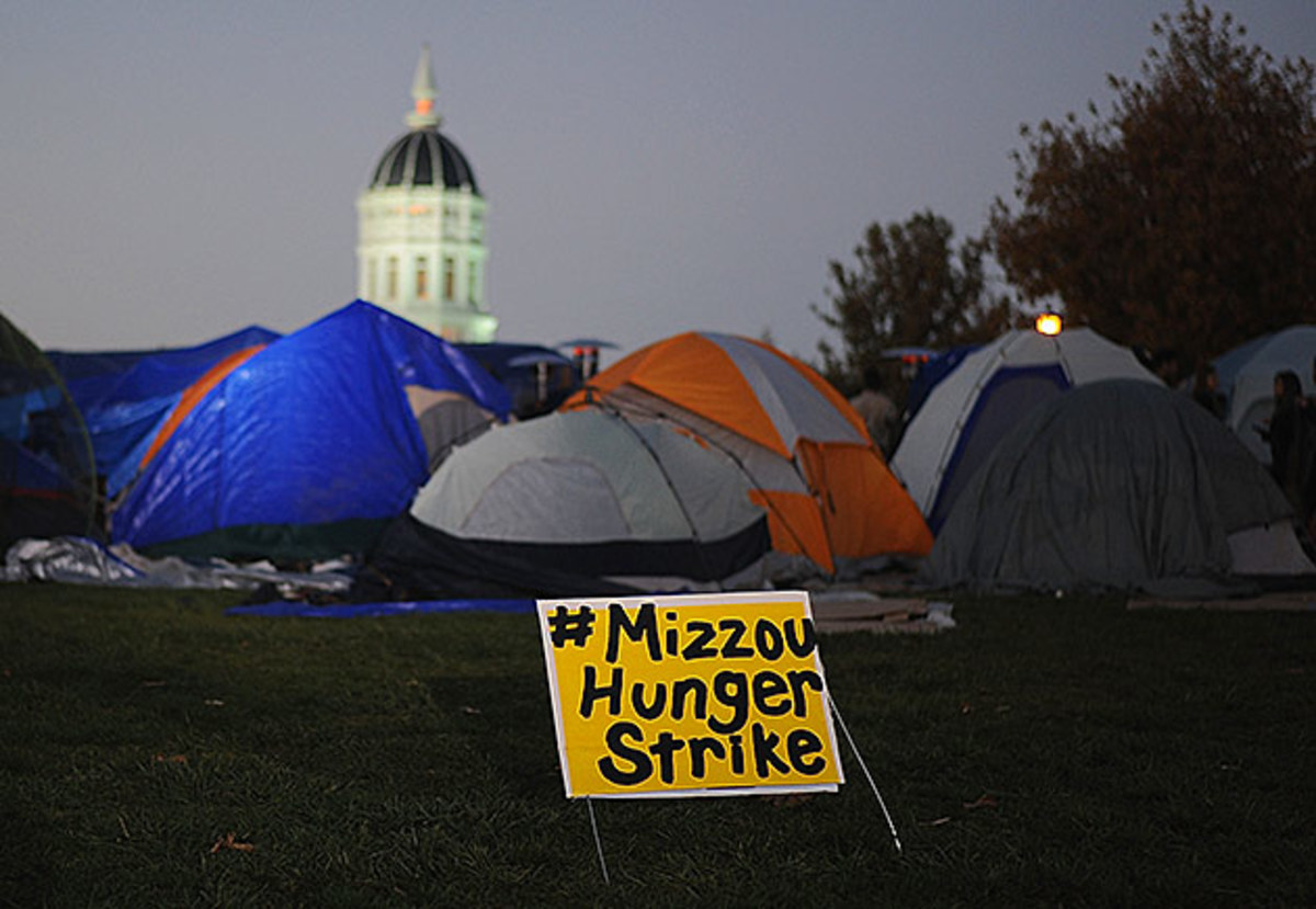 mizzou-hunger-strike-inline.jpg