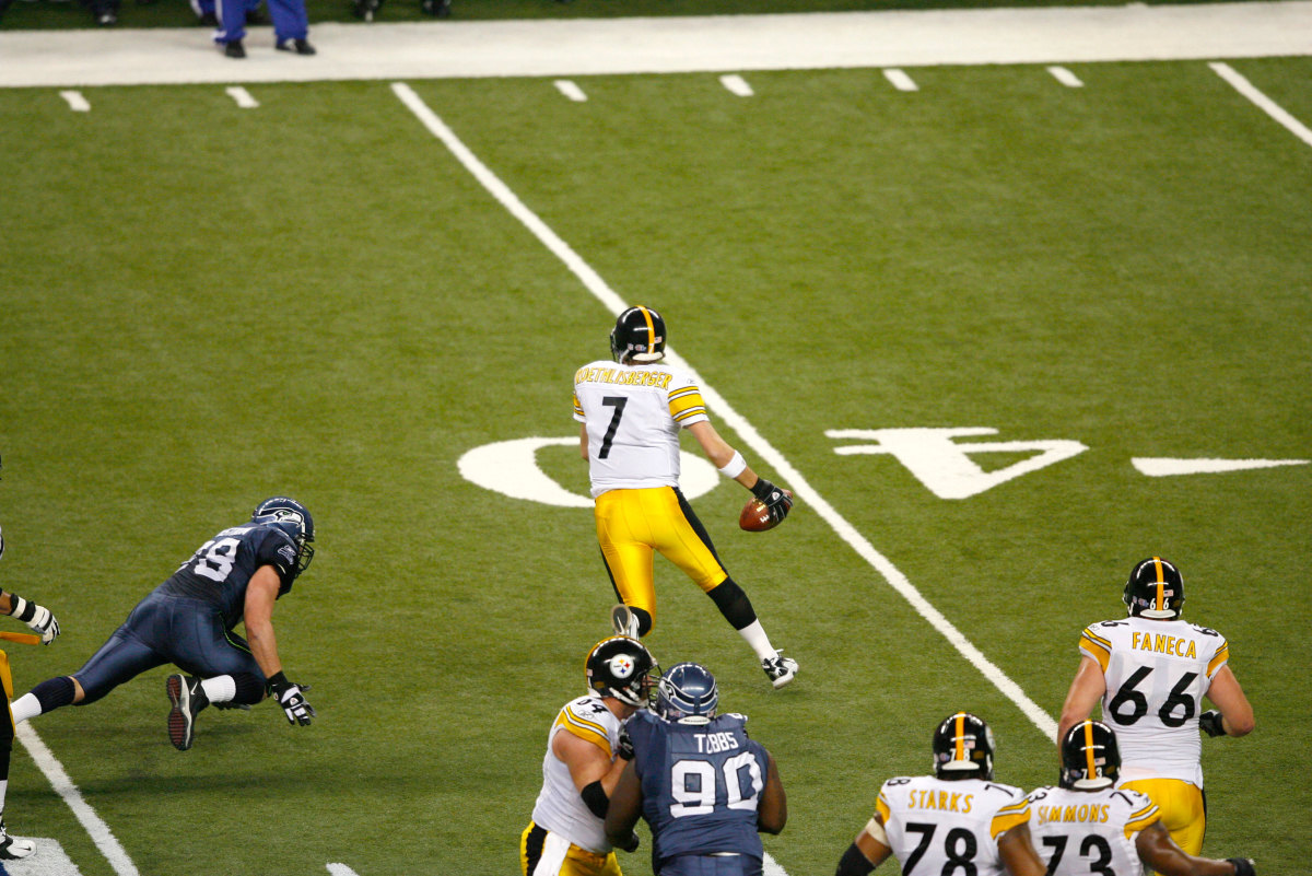ben-roethlisberger-super-bowl-xl-scramble-3_0.jpg