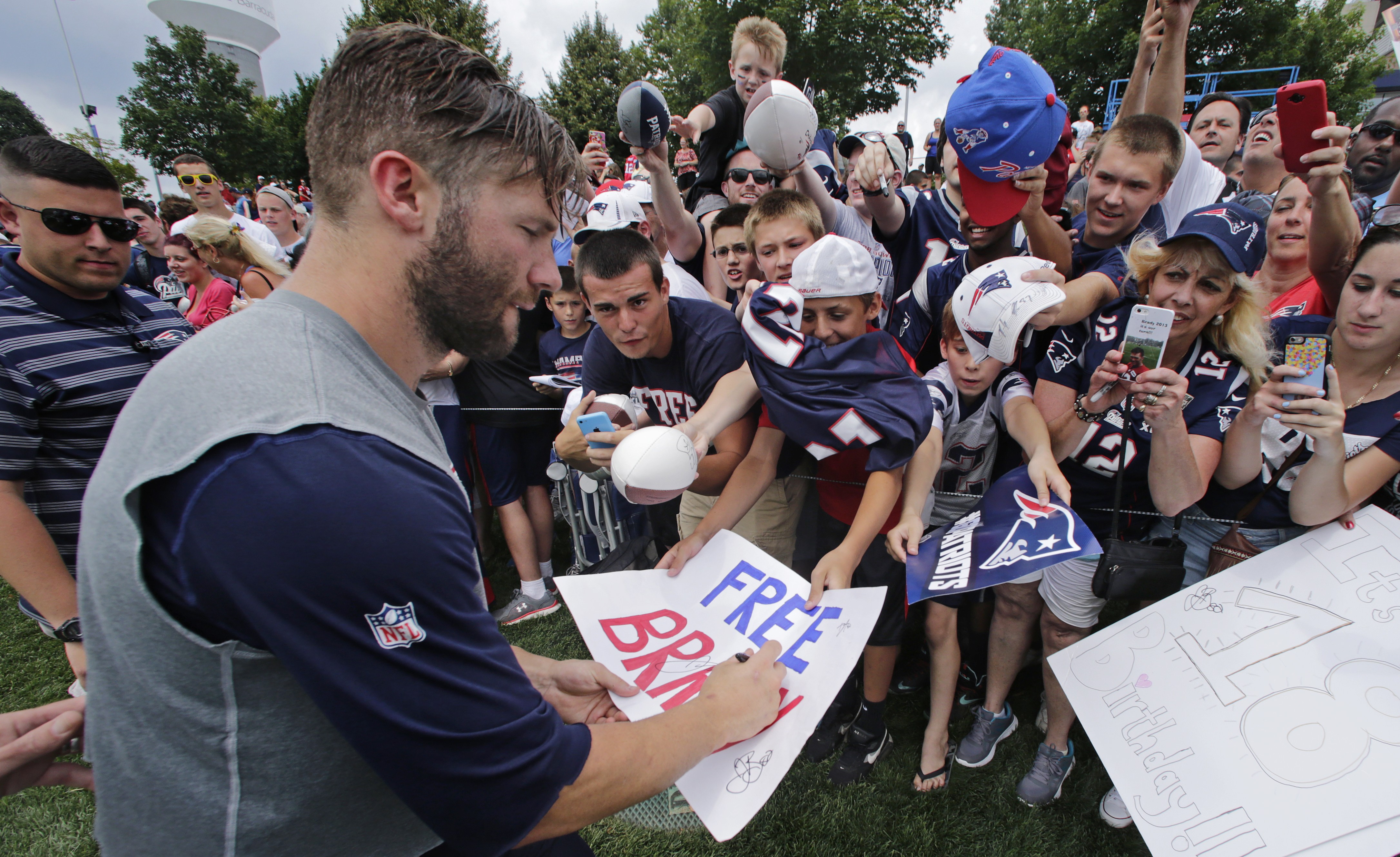 NFL doctor Super Bowl medical timeout might have helped Sports