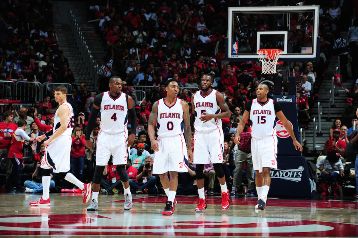 NBA playoffs 2015 Atlanta Hawks' tunnel decorated with posters