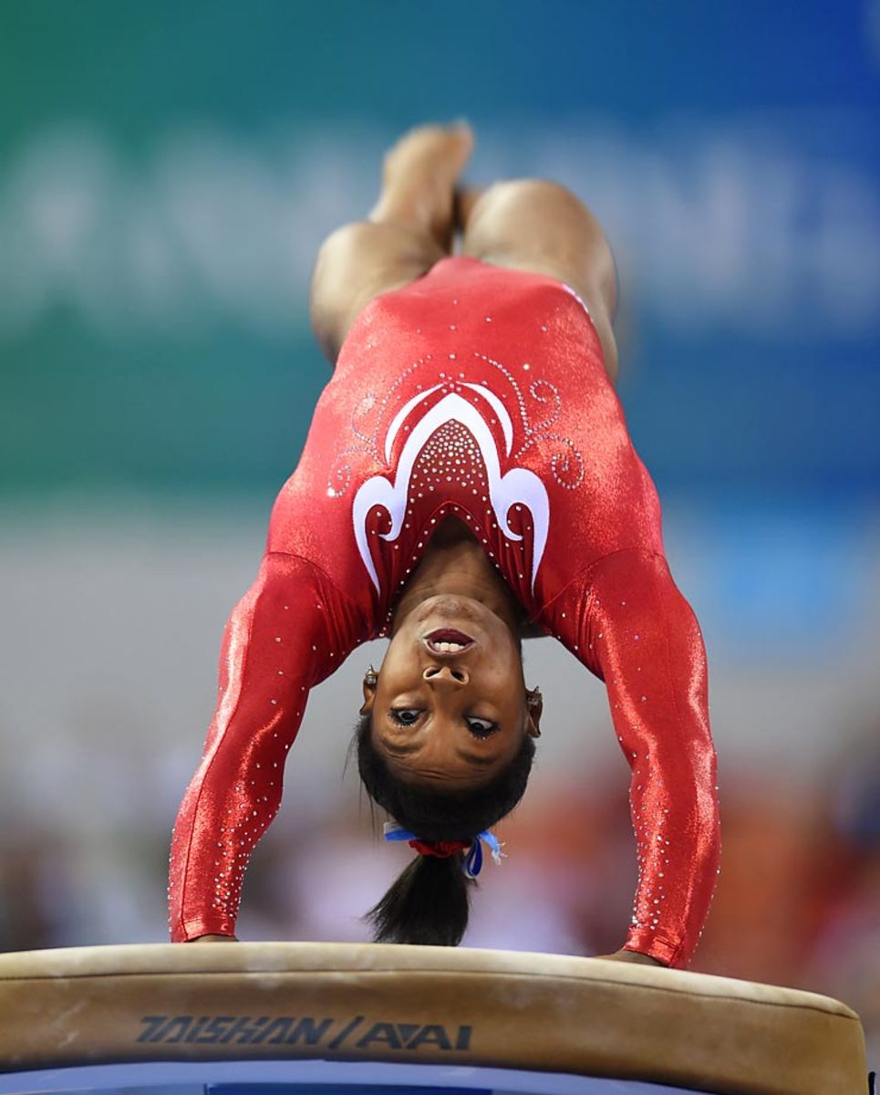Simone-Biles-Gymnastics_Championships_1.jpg