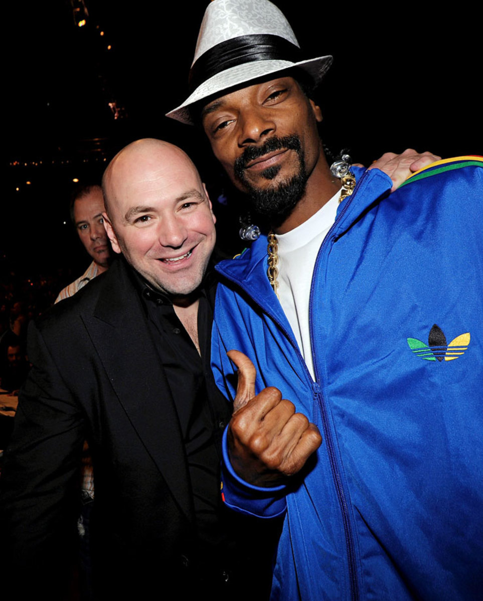 2010-0529-Snoop-Dogg-Dana-White.jpg