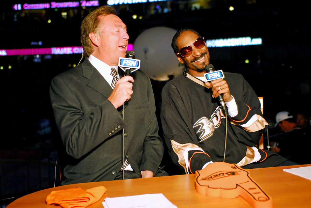 2007-0419-Snoop-Dogg-Bill-Macdonald.jpg