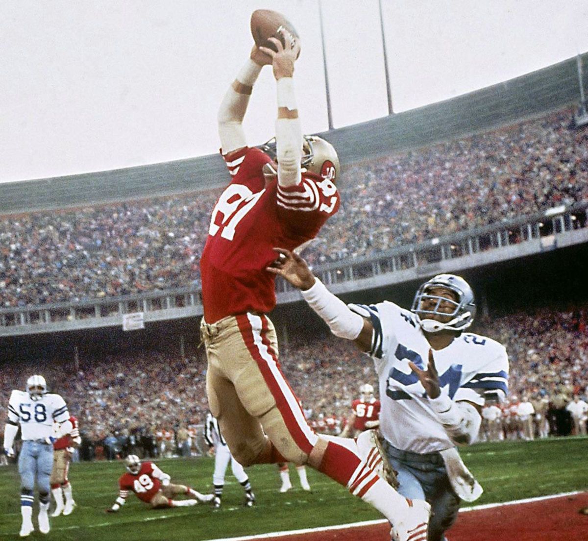 1982-49ers-Cowboys-Dwight-Clark-001175816_0.jpg