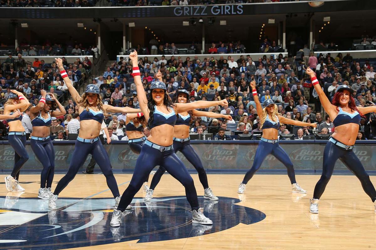 Memphis-Grizzlies-Grizz-Girls-458822572_10.jpg