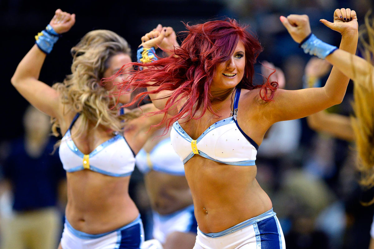 Memphis-Grizzlies-Grizz-Girls-8ba812b4e50844ec85b7eff2de6a449e-0.jpg