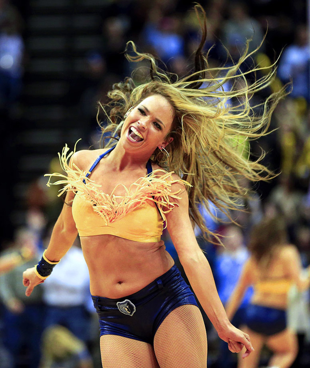 Memphis-Grizzlies-Grizz-Girls-c69d894be8a94ece9f225913274baf93-0.jpg