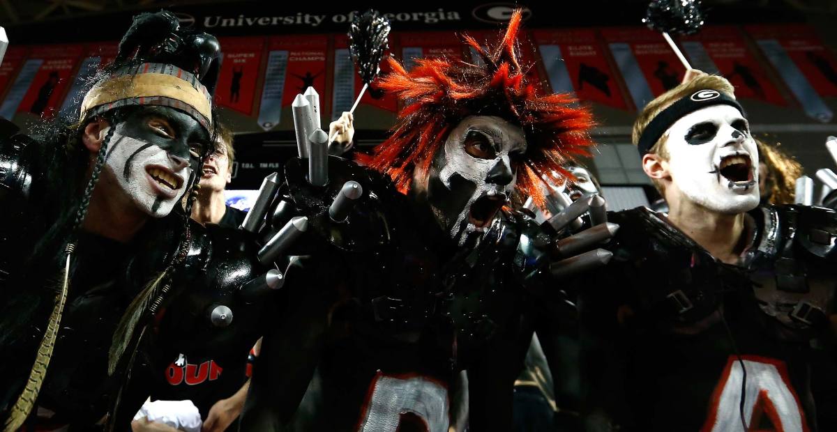 Georgia-fans.jpg