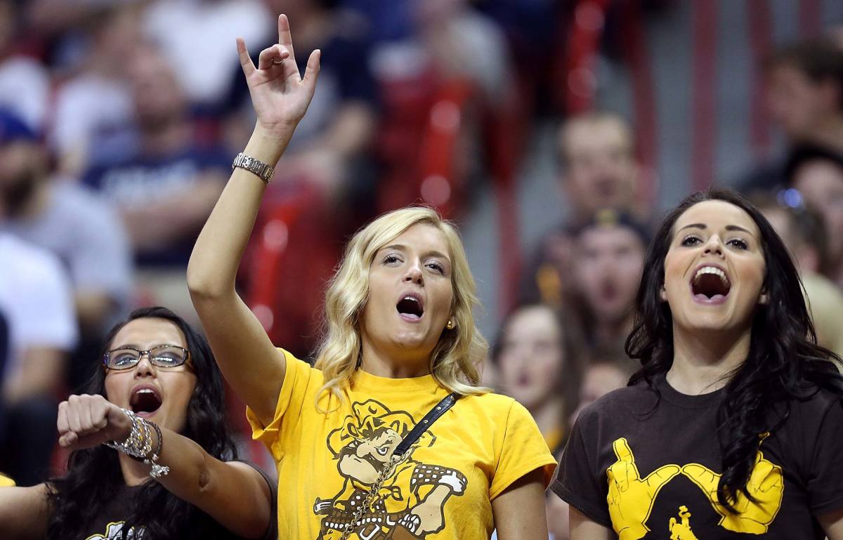 Wyoming-fans.jpg