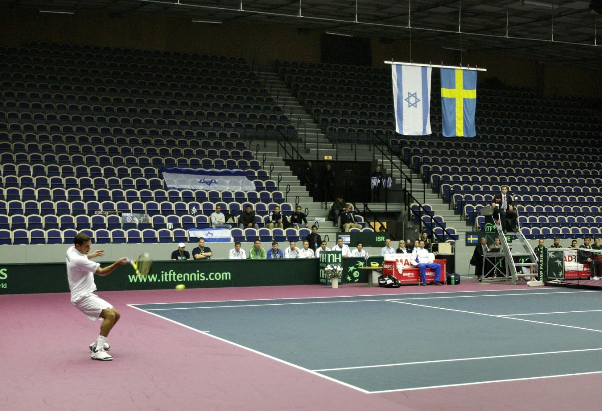 2009-Davis-Cup-Israel-Sweden-empty-stadium.jpg