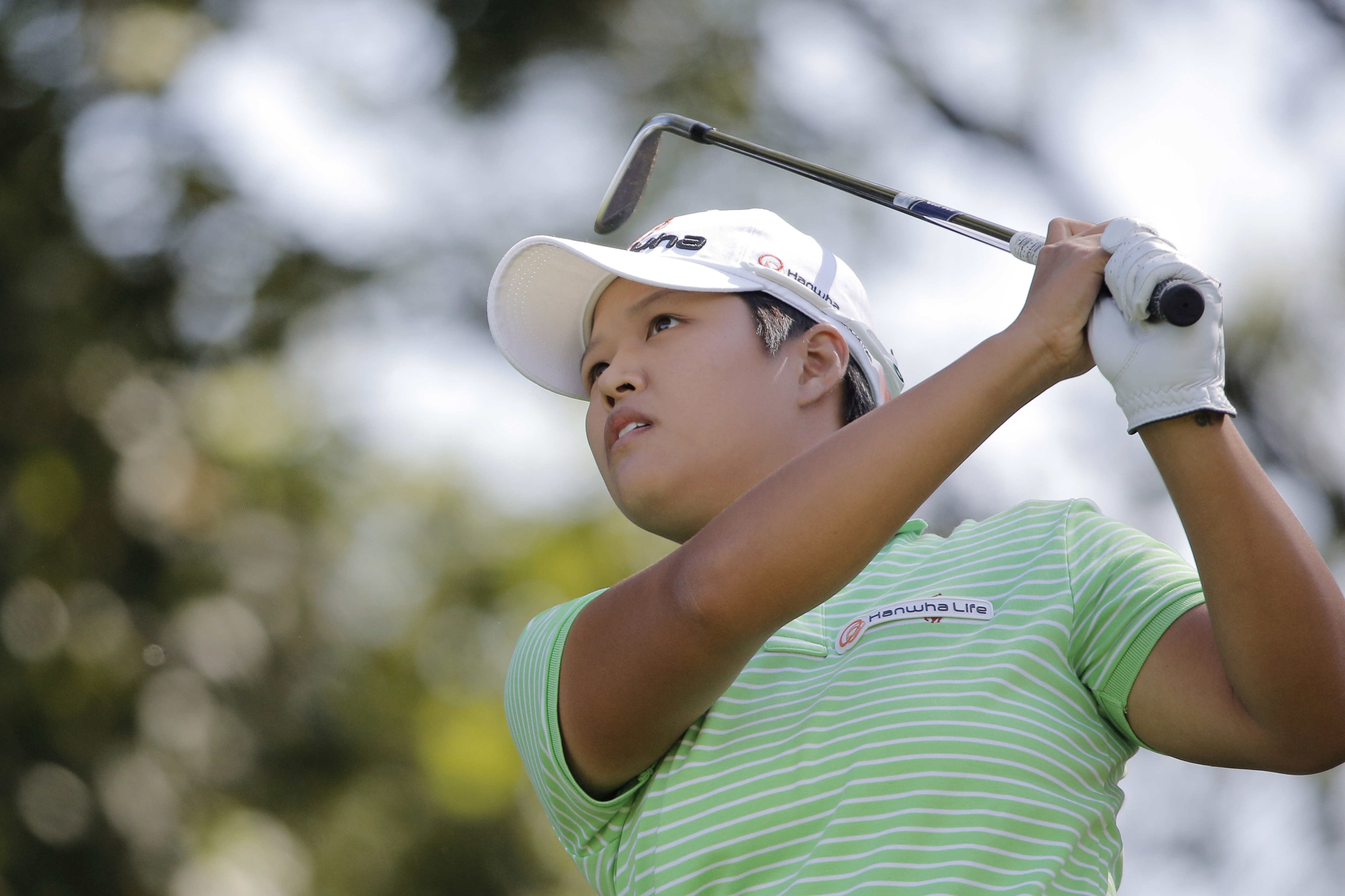 South Korea's Sei Young Kim leads windy Blue Bay LPGA Sports Illustrated