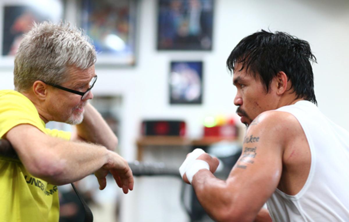 pacquiao-freddie-roach-mayweather-de-la-hoya.png